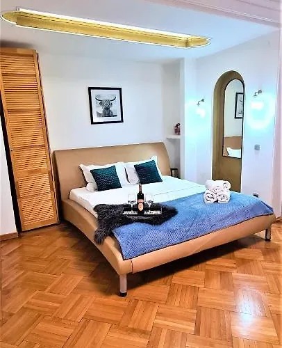 Апартаменти Central Arghezi Art Deco Piata Universitatii Бухарест