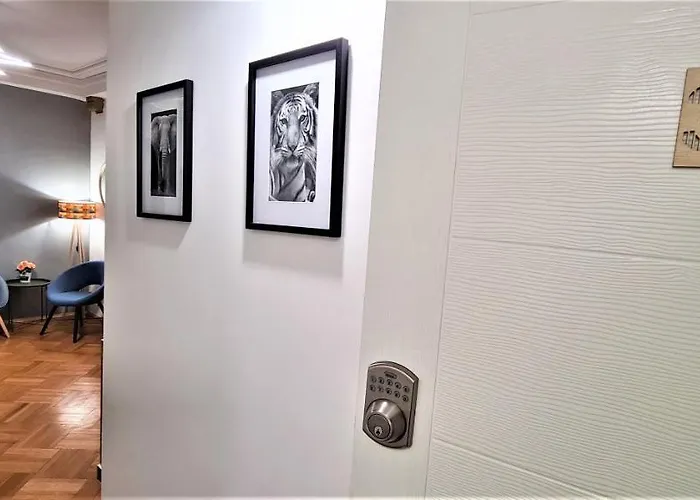 Central Arghezi Art Deco Piata Universitatii Apartmán